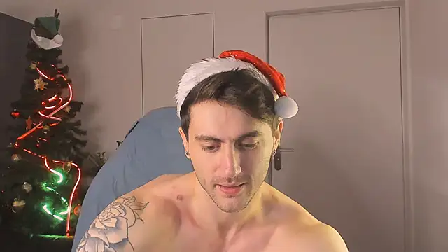 Snapshot of Oscar_Miller_ chatting on December 20, 8:55 pm Oscar Miller online show from December 20, 8:55 pm