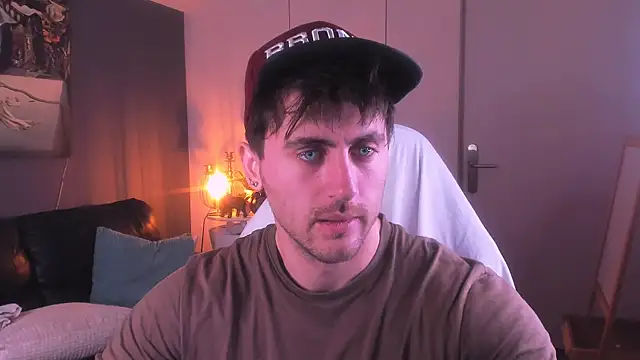 Oscar Miller  online show from September 28, 9:11 pm