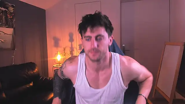 Oscar Miller  online show from September 12, 9:25 pm