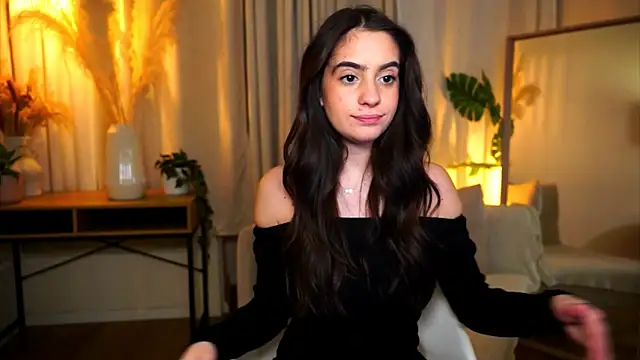 Snapshot of miilky_wayy chatting on February 17, 5:54 pm miilky wayy online show from February 17, 5:54 pm