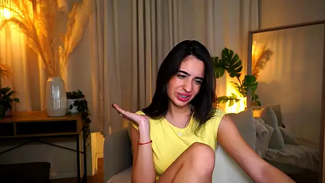 miilky wayy online show from October 13, 4:19 pm