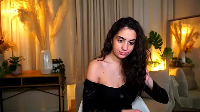 Snapshot of miilky_wayy chatting on October 26, 4:07 pm miilky wayy online show from October 26, 4:07 pm