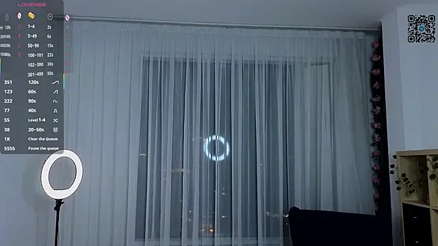 IsobelCashin online show from November 28, 3:07 am