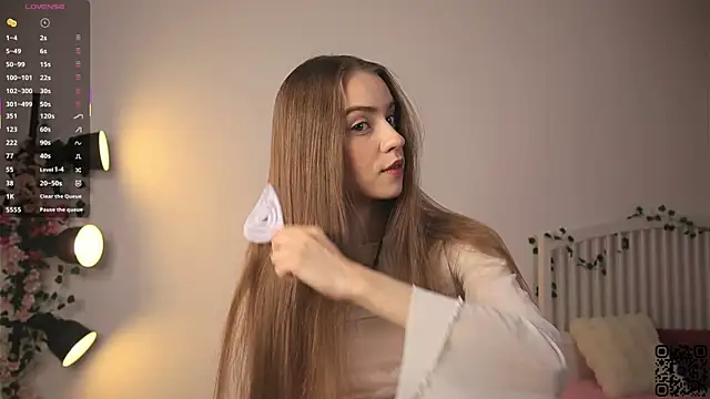 Snapshot of IsobelCashin chatting on February 16, 3:05 am IsobelCashin online show from February 16, 3:05 am