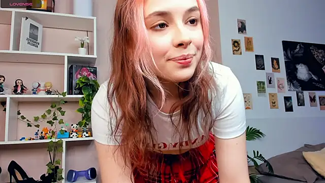 VedaSchulz online show from February 18, 7:10 pm