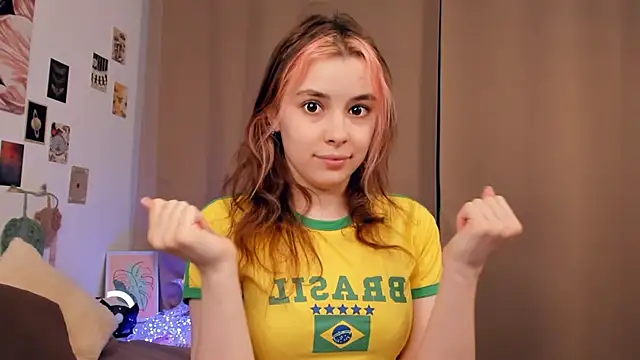 VedaSchulz online show from March 4, 7:21 pm