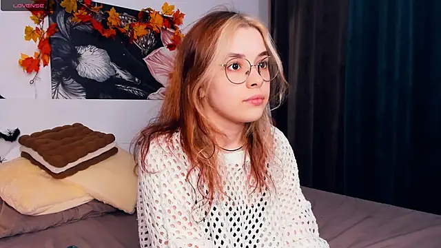 VedaSchulz online show from October 16, 7:22 pm