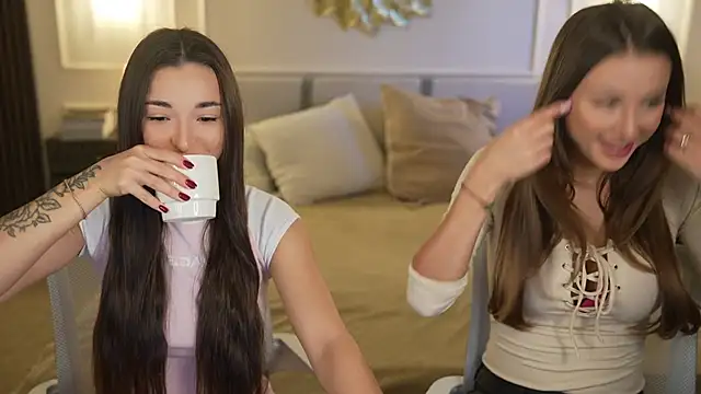 Luna secretgirl online show from November 13, 8:18 am