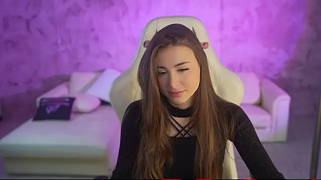 Luna secretgirl online show from February 10, 8:35 am