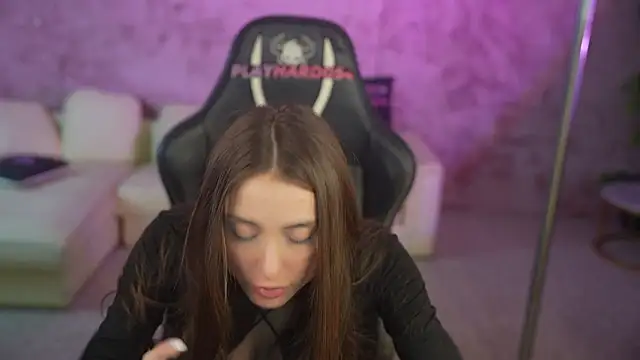 Luna secretgirl online show from March 21, 9:14 am