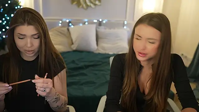 Luna secretgirl online show from December 19, 11:34 am