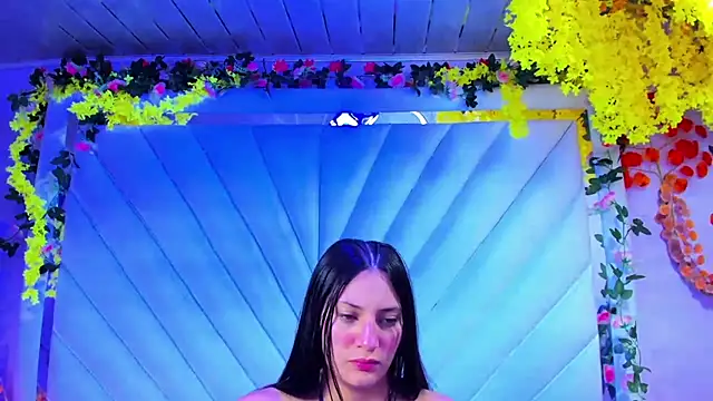  Luna Bennett online show from November 7, 12:42 pm