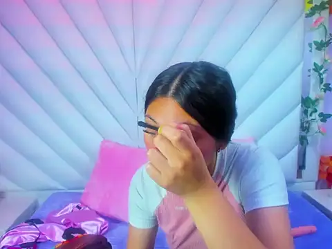  Luna Bennett online show from November 19, 12:16 pm