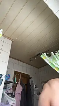 Kingpowerlittel online show from February 19, 2:03 pm