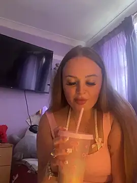 SexySashaxox online show from May 26, 12:36 pm