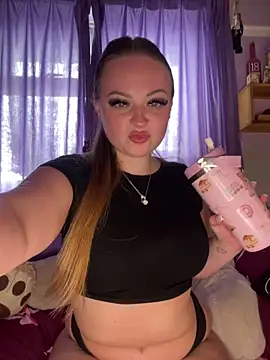 SexySashaxox online show from May 18, 2:33 pm
