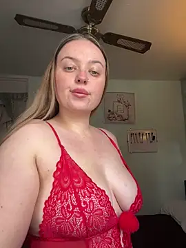 Snapshot of SexySashaxox chatting on October 5, 10:50 am SexySashaxox online show from October 5, 10:50 am