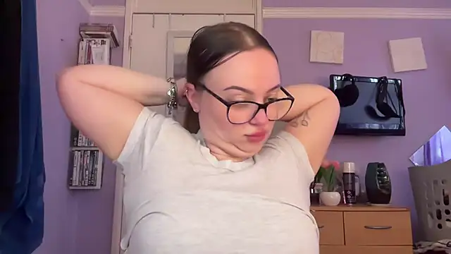 SexySashaxox online show from February 23, 8:26 am