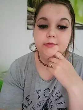 LioEstxh online show from April 25, 5:43 pm