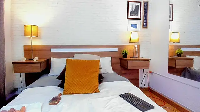 JenniferAuriston online show from November 9, 10:36 pm