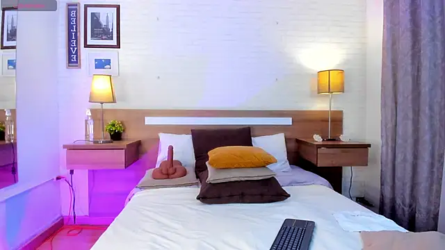 JenniferAuriston online show from November 27, 7:25 pm