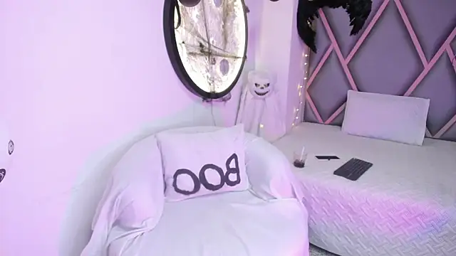 chubby sexy  online show from October 21, 4:01 am