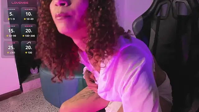 chubby sexy  online show from November 9, 12:31 pm