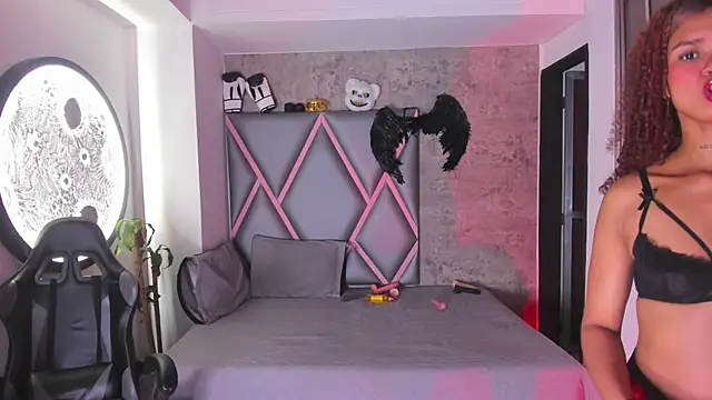 Snapshot of chubby_sexy_ chatting on January 13, 3:54 am chubby sexy online show from January 13, 3:54 am