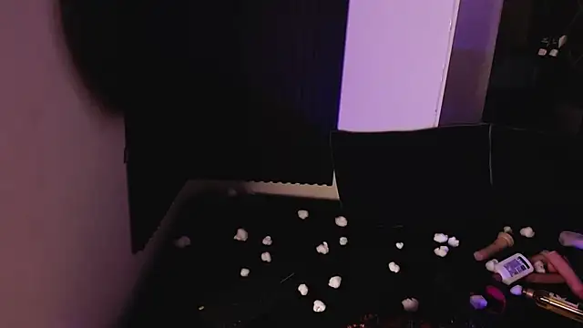 Snapshot of chubby_sexy_ chatting on February 3, 3:37 am chubby sexy online show from February 3, 3:37 am