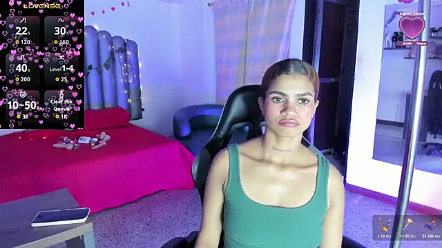 Snapshot of chubby_sexy_ chatting on February 24, 4:24 am chubby sexy online show from February 24, 4:24 am