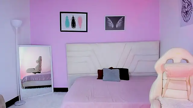 fressittalove01 online show from December 4, 2:05 pm