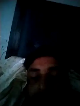 Snapshot of creatureneed1 chatting on September 9, 2:32 am creatureneed1 online show from September 9, 2:32 am