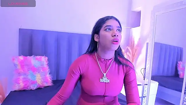 Snapshot of KendraChavez_ chatting on December 4, 9:36 pm KendraChavez online show from December 4, 9:36 pm