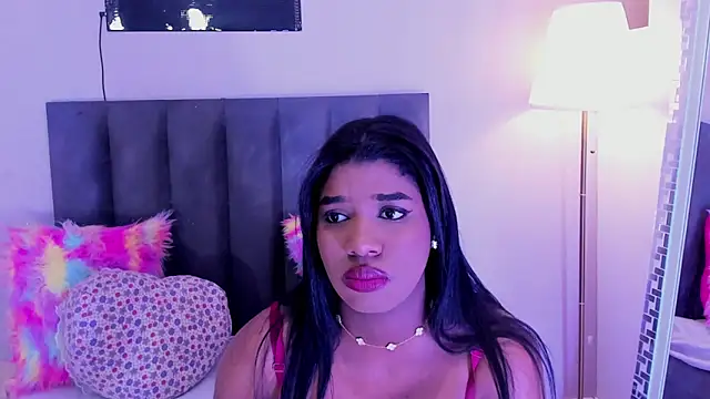 KendraChavez  online show from February 6, 8:49 pm