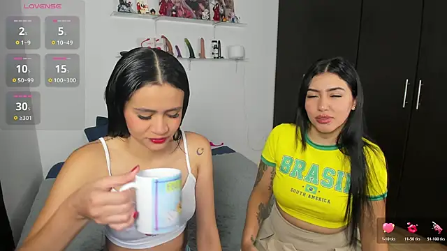 marianaandvalen online show from November 13, 11:14 am