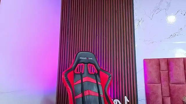 emily vermont online show from January 11, 3:46 am