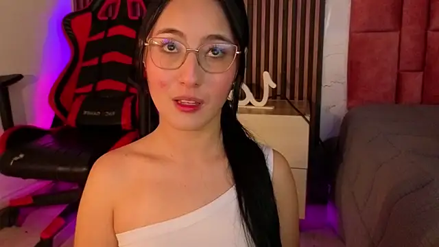 emily vermont online show from January 17, 3:43 am