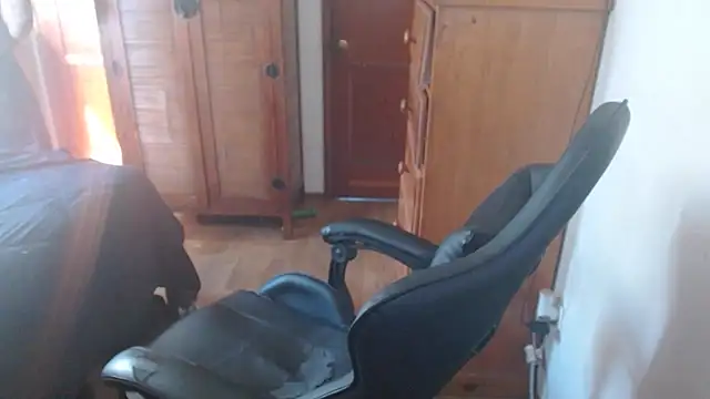 Breadwinnah online show from September 19, 4:44 pm