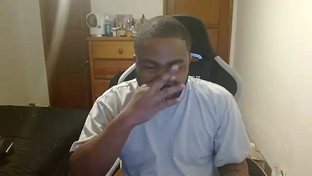 Breadwinnah online show from December 1, 7:53 am