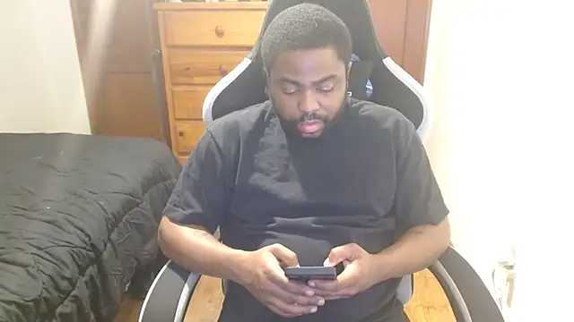 Breadwinnah online show from November 16, 7:35 am