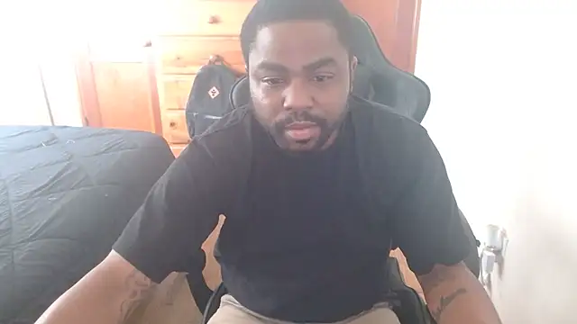 Breadwinnah online show from October 28, 8:08 pm