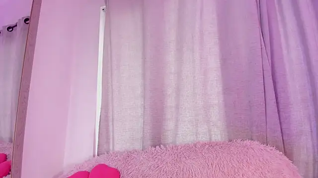 ameliiaa smith online show from December 3, 7:57 pm