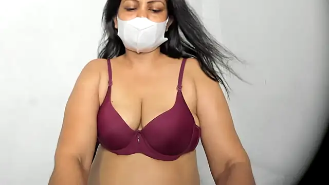 Crazy Cat1995 online show from March 29, 11:12 am