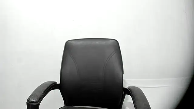 Crazy Cat1995 online show from February 7, 4:09 am