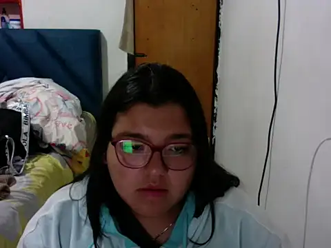 panquevis 22 online show from October 10, 2:01 am