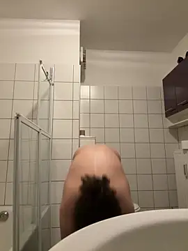 DreamThickCouple online show from February 11, 11:04 pm