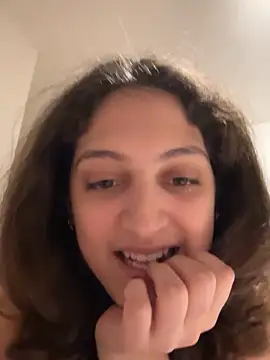 Snapshot of DreamThickCouple chatting on November 22, 10:19 pm DreamThickCouple online show from November 22, 10:19 pm