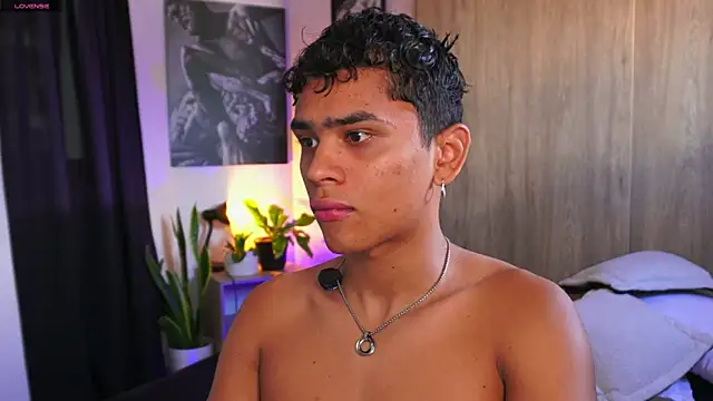 ErosWild  online show from July 24, 1:40 pm