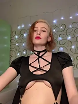 Steffy Red Candy online show from May 20, 8:50 pm