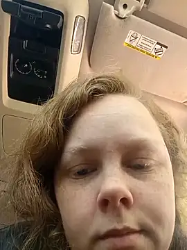 countrymomma online show from April 21, 4:02 pm